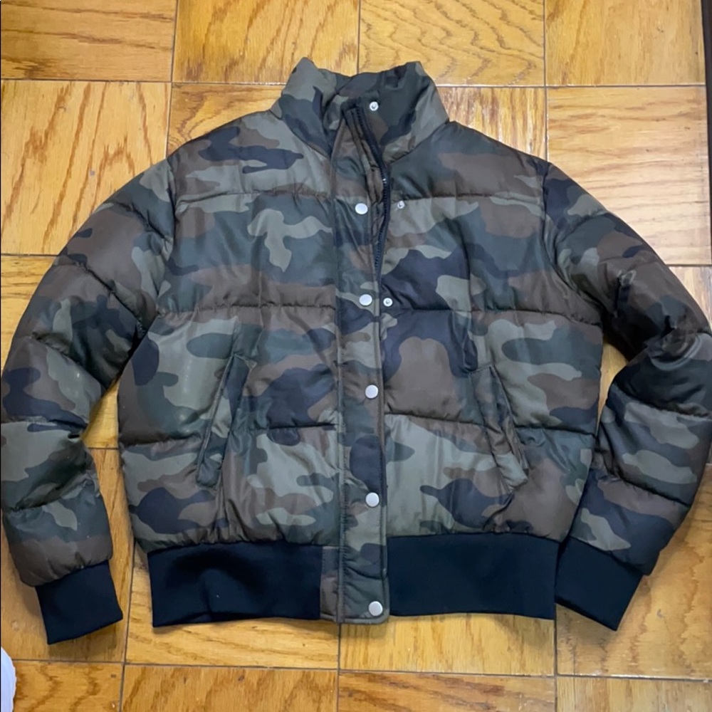 Camp Puffer Jacket